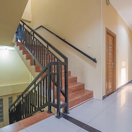 Reddoorz Plus Near Syamsudin Noor Airport 3 Banjarbaru Zewnętrze zdjęcie