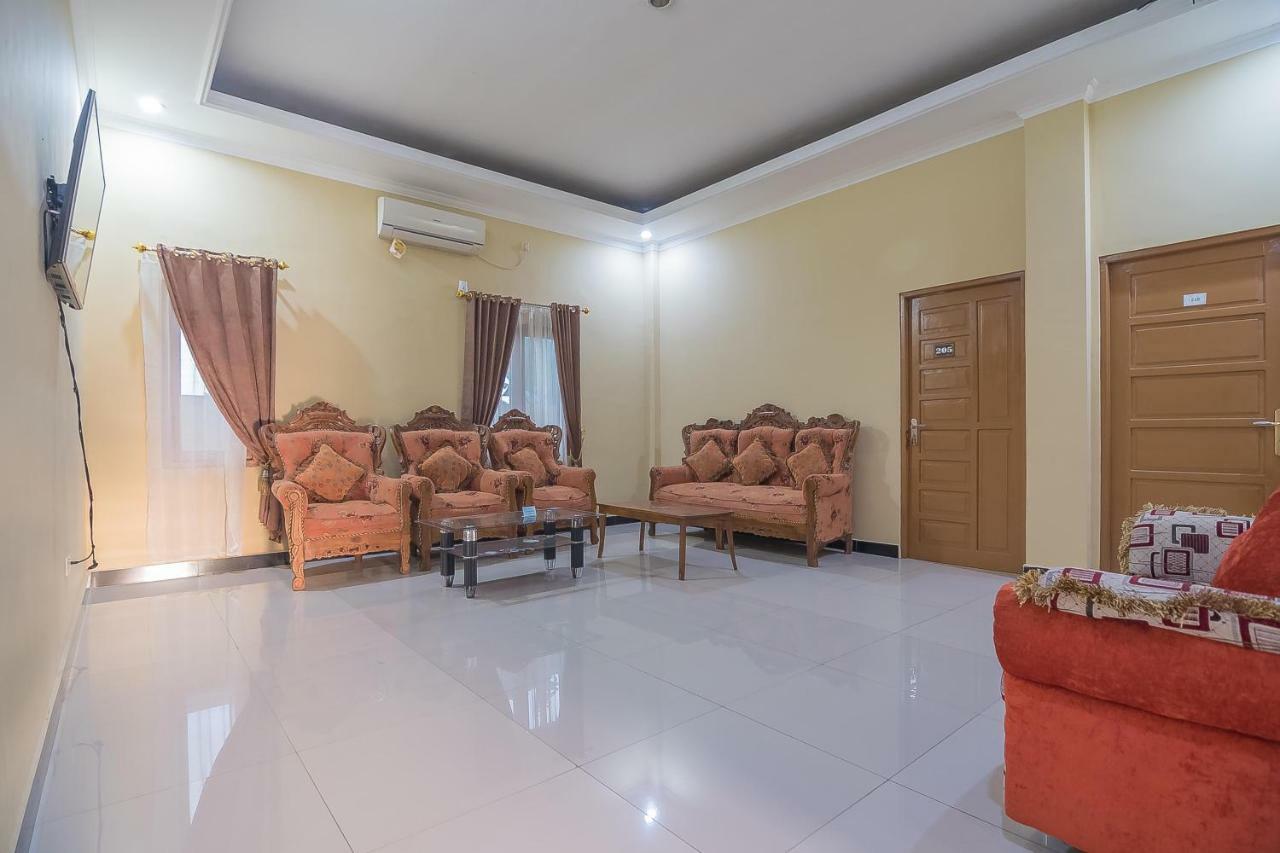 Reddoorz Plus Near Syamsudin Noor Airport 3 Banjarbaru Zewnętrze zdjęcie